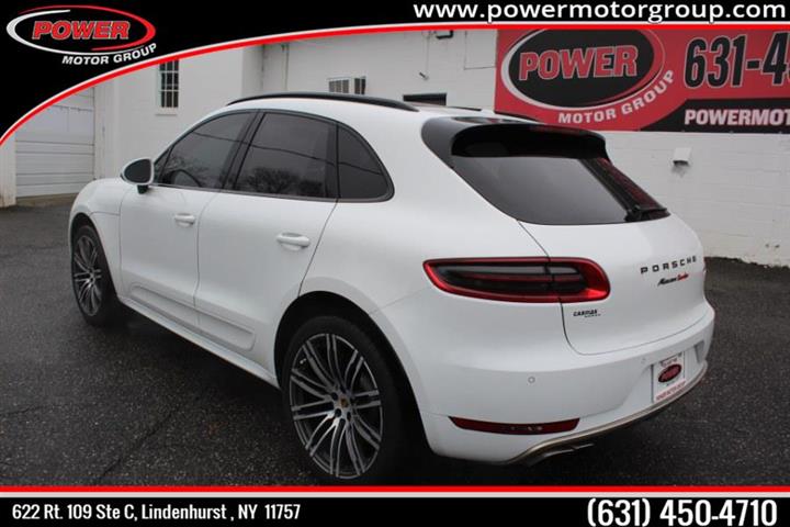 $27777 : Used 2016 Macan AWD 4dr Turbo image 3