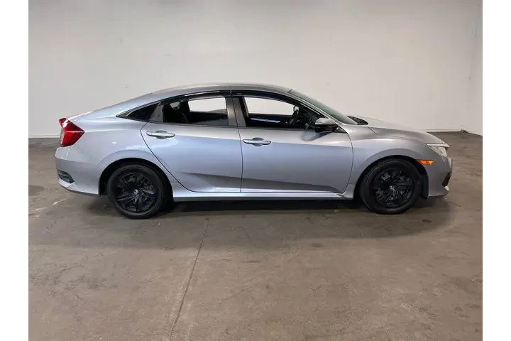 $16351 : Honda Civic 2016 LX 4dr Seda image 2