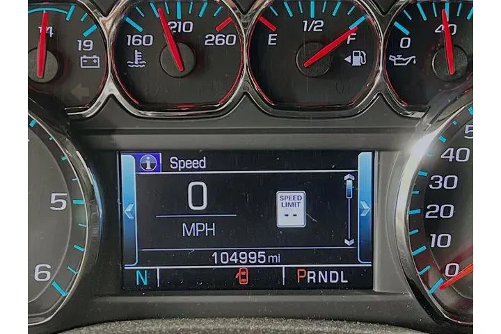 $21975 : GMC Yukon XL 2017 4x4 SLT 4d image 9