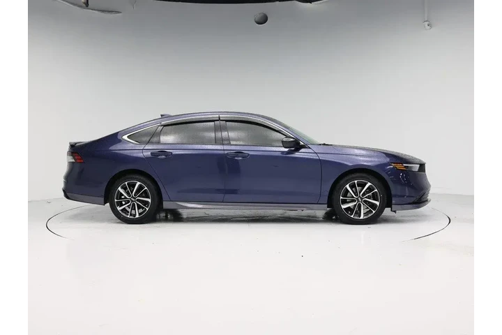 $25998 : Honda Accord 2023 EX 4dr Sed image 7