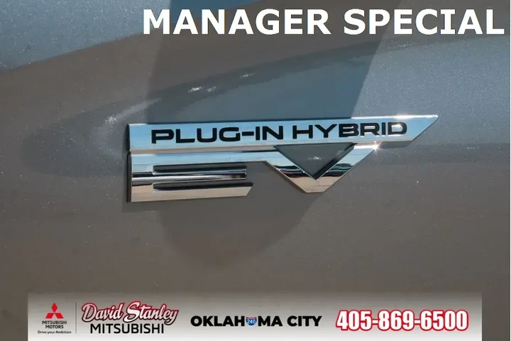 $22250 : Mitsubishi Outlander PHEV 20 image 3