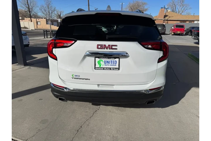 2019 GMC Terrain SLT image 6