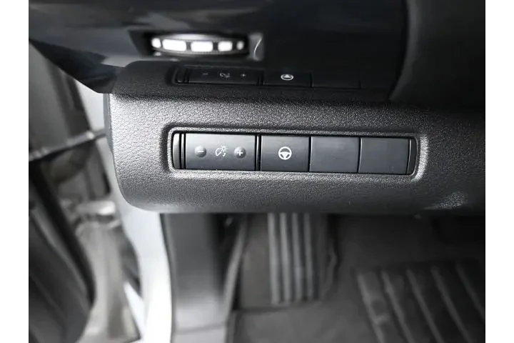 $29041 : Nissan Pathfinder 2024 SV 4d image 8