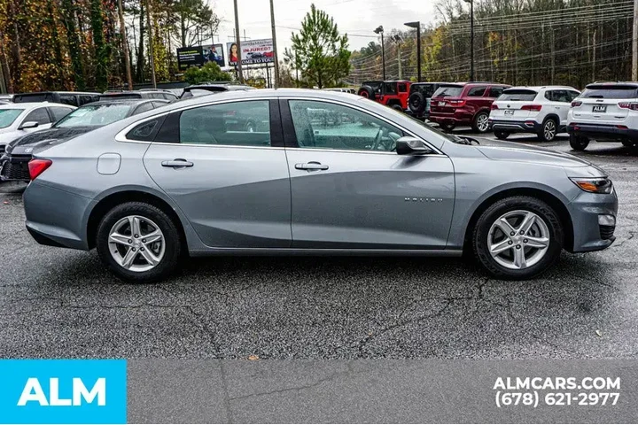 $17720 : Chevrolet Malibu 2024 LT 4dr image 9