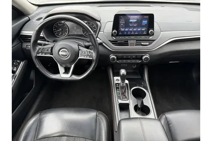 $19649 : Nissan Altima 2024 2.5 SR 4d image 4