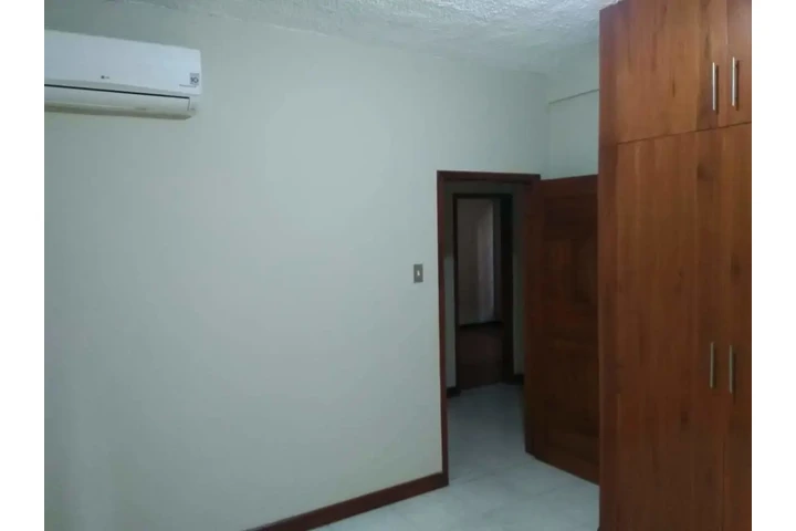 $800 : ALQUILO ALBORADA DEP 3 DORMTS image 4