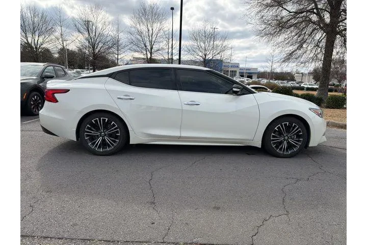 $17348 : Nissan Maxima 2017 Platinum image 8