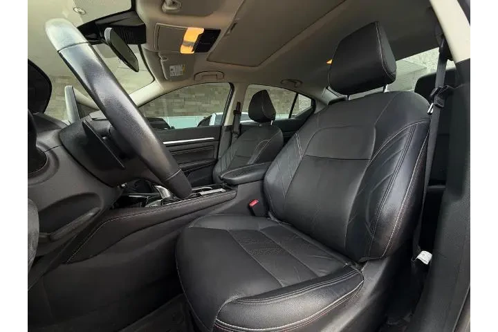 $20498 : Nissan Altima 2023 2.5 SR 4d image 6