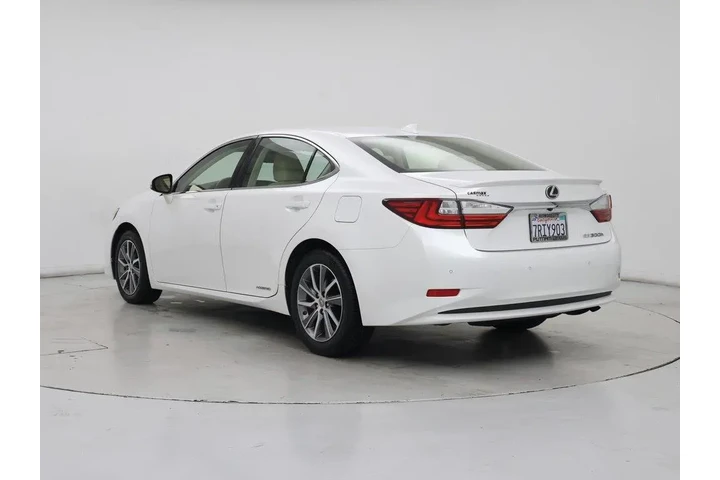 $26998 : Lexus ES 300h 2016 4dr Sedan image 2