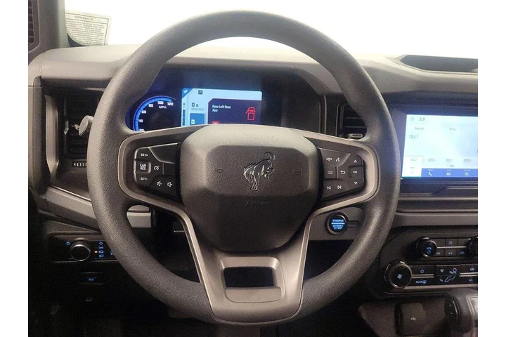 $37998 : Ford Bronco 2023 4x4 Base 4d image 10