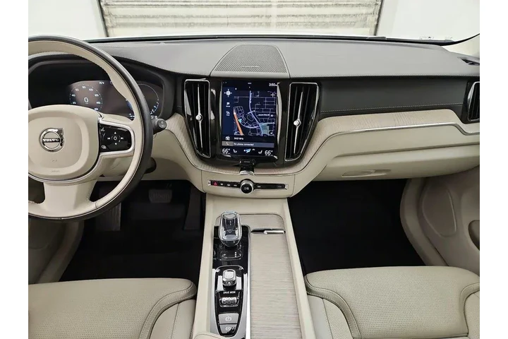 $32998 : Volvo XC60 Recharge 2021 eAW image 9
