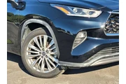 $39500 : Toyota Highlander 2022 AWD P thumbnail