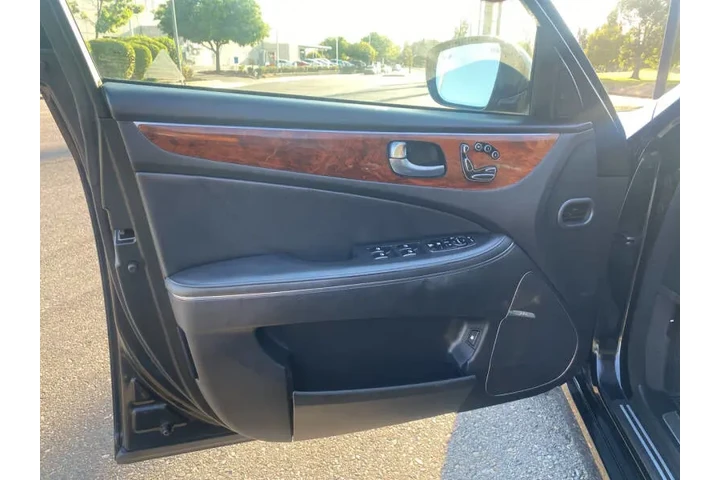$9995 : 2014 Equus Signature image 10