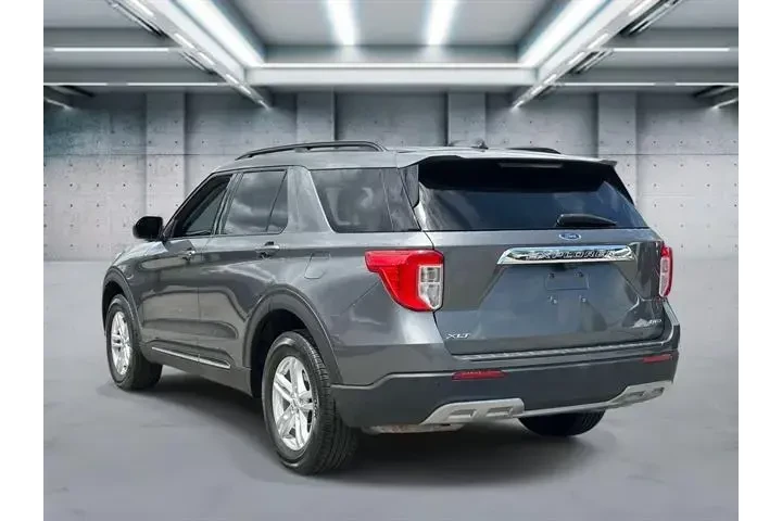 $31495 : Ford Explorer 2023 AWD XLT 4 image 6