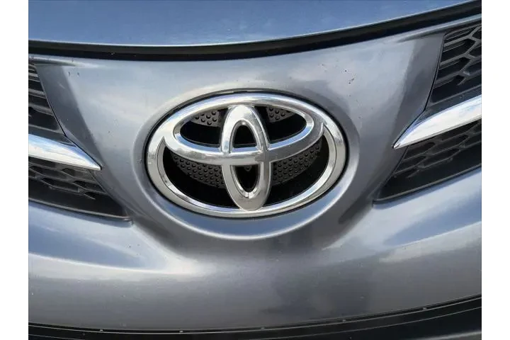 $9999 : Toyota RAV4 2013 LE 4dr SUV image 3