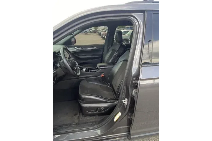 $26783 : Jeep Grand Cherokee L 2021 4 image 5