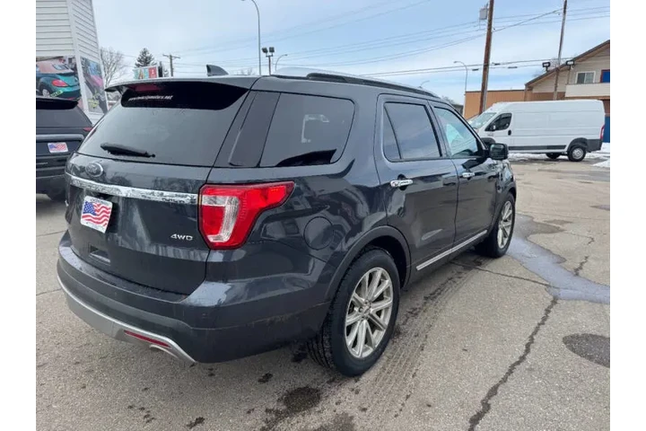 $15990 : 2017 Explorer Limited image 7