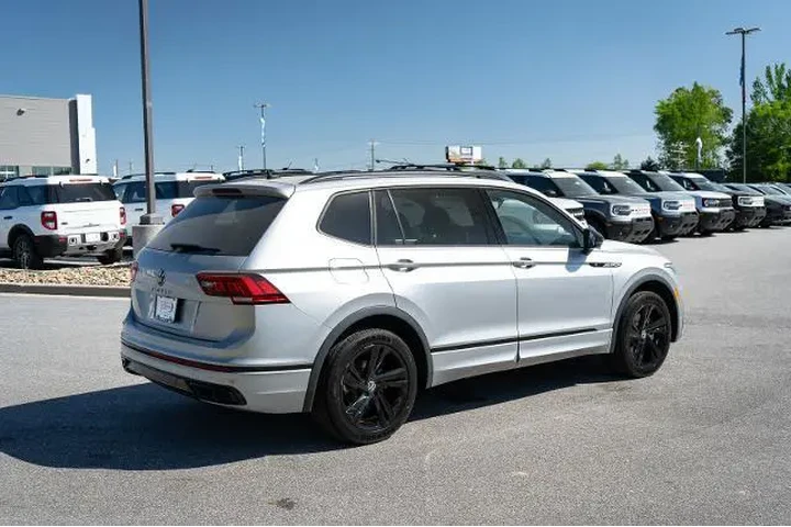 $22987 : Volkswagen Tiguan 2023 SE R- image 10