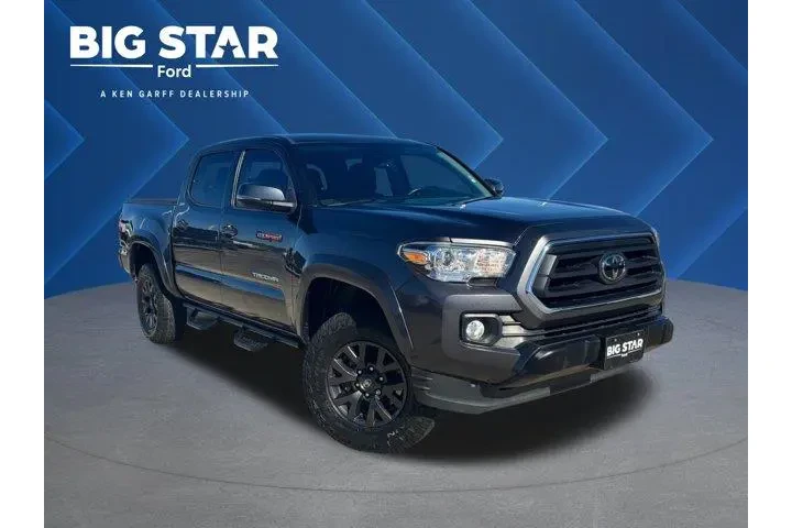 $30100 : Toyota Tacoma 2022 4x4 SR5 V image 1