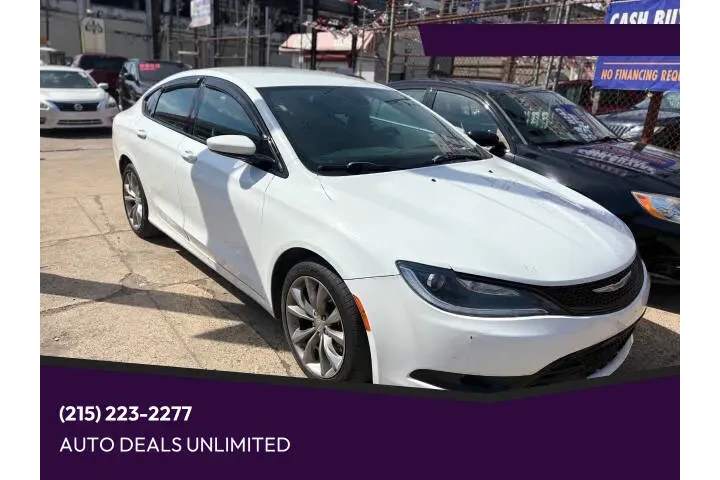 $12995 : 2015 200 S image 1