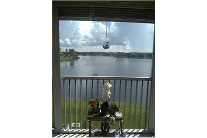 $2700 : Rental property with 2 bedro image 10