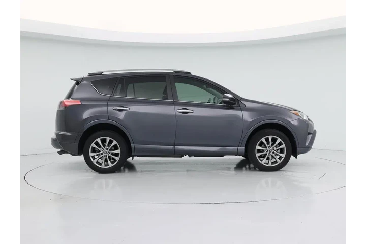 $27998 : Toyota RAV4 2017 Platinum 4d image 7