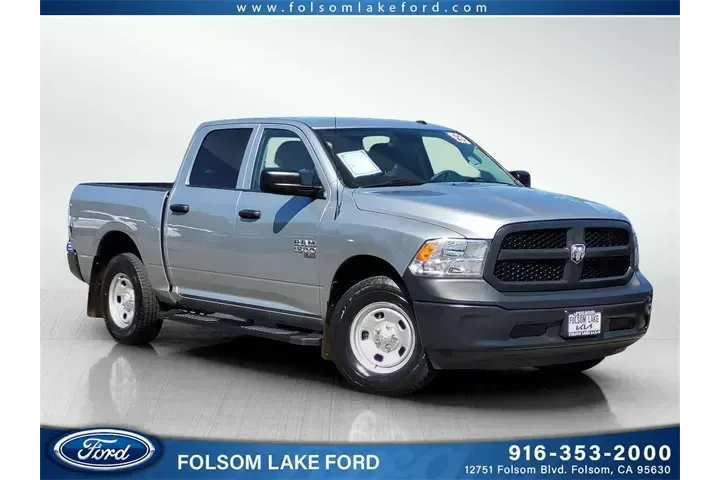 $28889 : Ram 1500 Classic 2023 4x4 Tr image 1