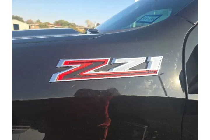 Chevrolet Silverado 1500 Lim image 8