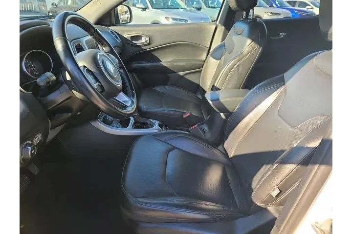 $20672 : Jeep Compass 2020 4X4 High A image 8