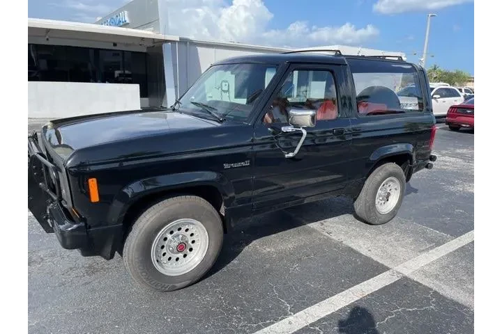 $5990 : Ford Bronco II 1988 2dr SUV image 1