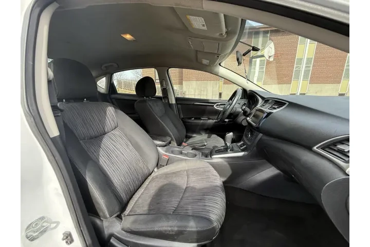 $6999 : 2019 Sentra SV image 6