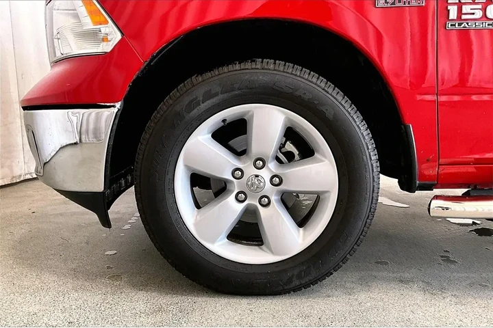$34931 : Ram 1500 Classic 2024 4x4 Tr image 6