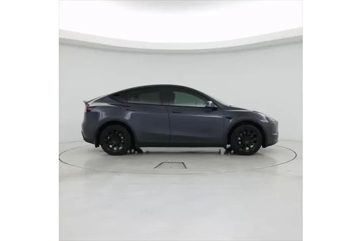$26998 : Tesla Model Y 2021 AWD Long image 7