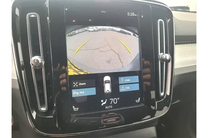 $18888 : Volvo XC40 2021 AWD T5 Momen image 10