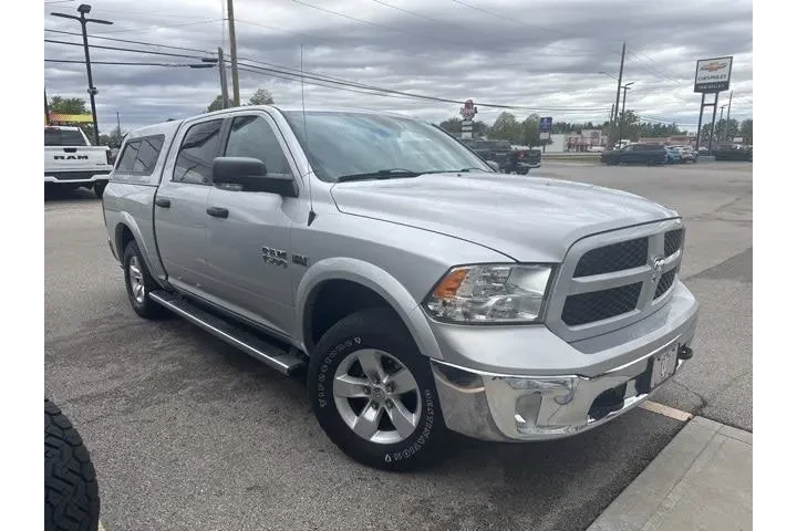 $18128 : Ram 1500 2014 4x4 SLT 4dr Cr image 2