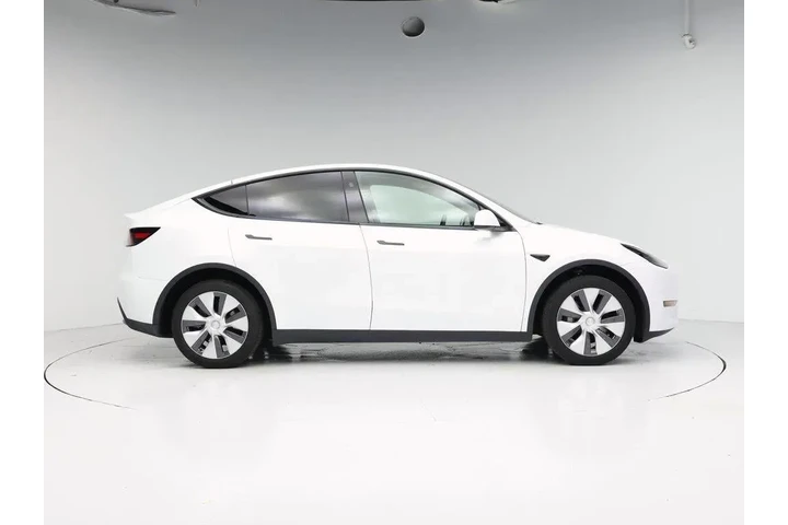 $33998 : Tesla Model Y 2023 AWD Long image 7