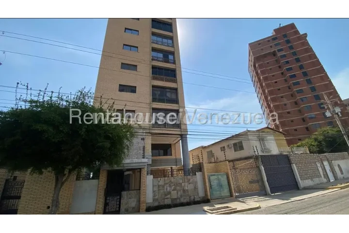 $600 : Apartamento en Valle Frío image 1