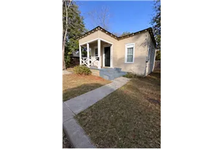 $1500 : Rental property with 3 bedro image 1