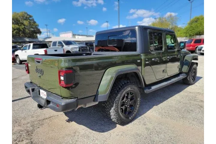$32500 : Jeep Gladiator 2021 4x4 Spor image 3