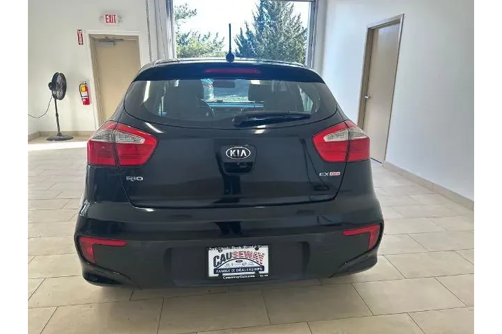 $12985 : Kia Rio 5-Door 2017 EX 4dr W image 6