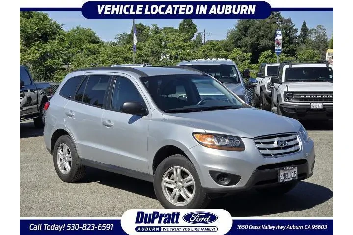 $9985 : Hyundai SANTA FE 2010 AWD GL image 1