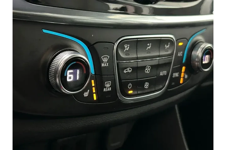 $32300 : Chevrolet Traverse 2023 4x4 image 9