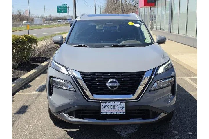 $23330 : Nissan Rogue 2023 AWD SL 4dr image 4