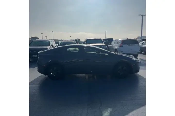 $27995 : Toyota Prius 2024 LE 4dr Hat image 5