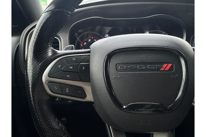2022 Charger Scat Pack image 9