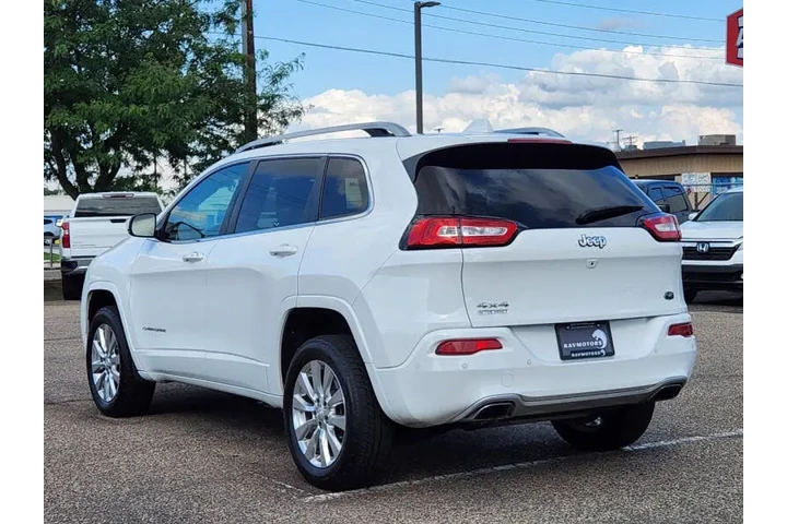 $17492 : 2017 Cherokee Overland image 9