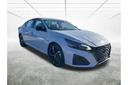 $16689 : Nissan Altima 2023 2.5 SR 4d thumbnail