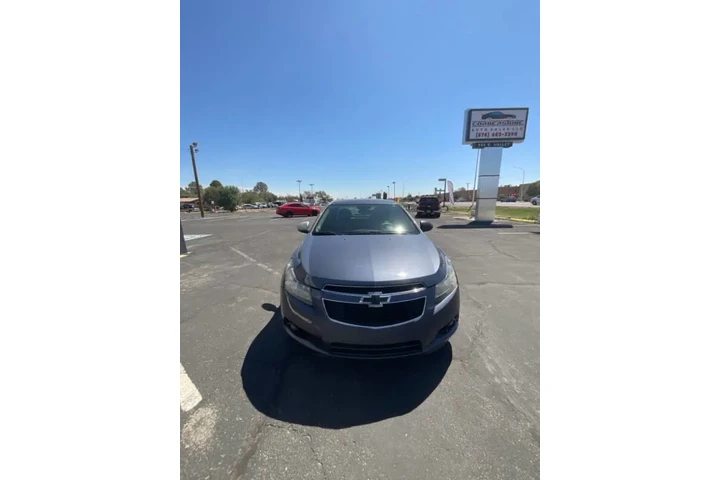 2014 Cruze LS Auto image 2