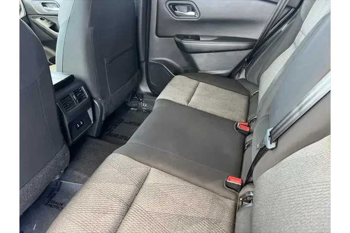 $21995 : Nissan Rogue 2025 SV 4dr Cro image 5