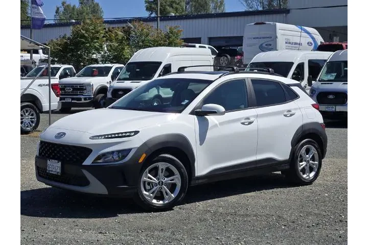 $22500 : Hyundai KONA 2023 AWD SEL 4d image 8